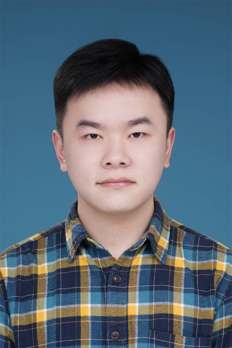 uSsD_1742114367128035632.jpg 李钟鸣.jpg